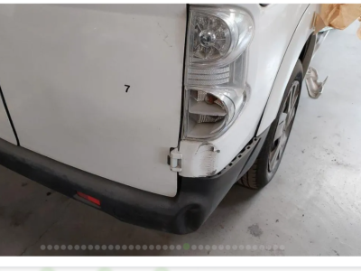 NISSAN E-NV200