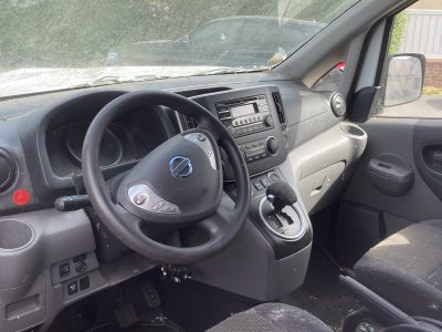 NISSAN E-NV200