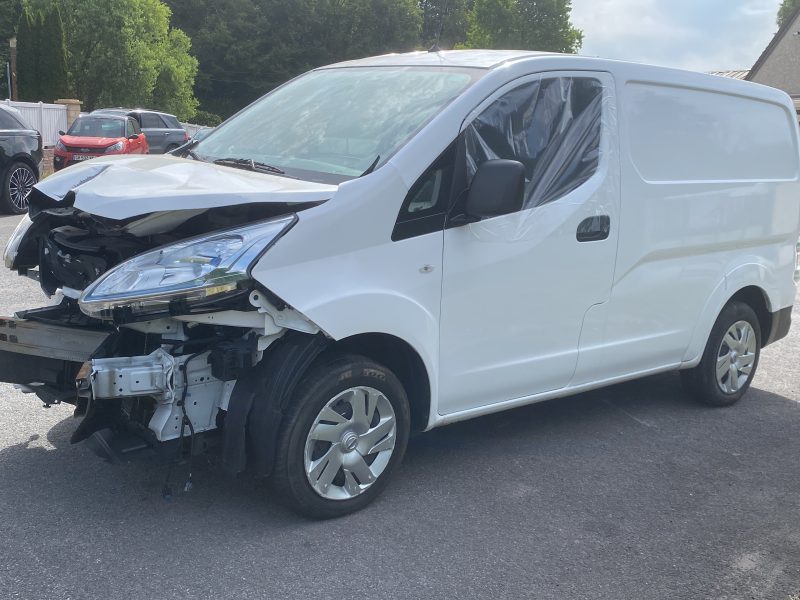 NISSAN E-NV200 2019