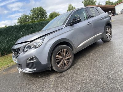 Peugeot PEUGEOT 3008 II 1.2 PURETECH 12V