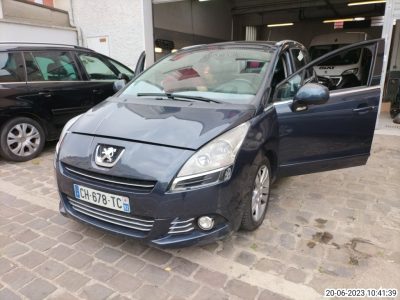 Peugeot PEUGEOT 5008 2.0 HDI 16V FAP
