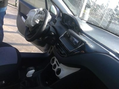 Peugeot PEUGEOT 208 1.2 VTI 68CH PURETECH